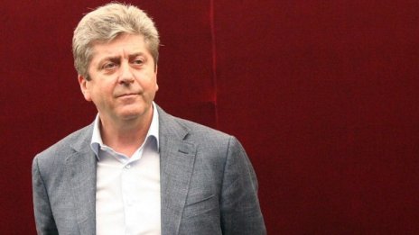 Първанов захапа "посветената" върхушка на "Позитано"
