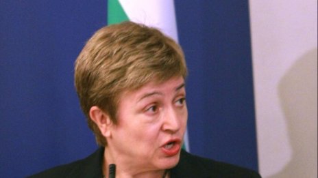 К. Георгиева: Да се подготвим за по-голяма вълна от бежанци