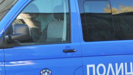 Двегодишно подкара автомобил и пострада