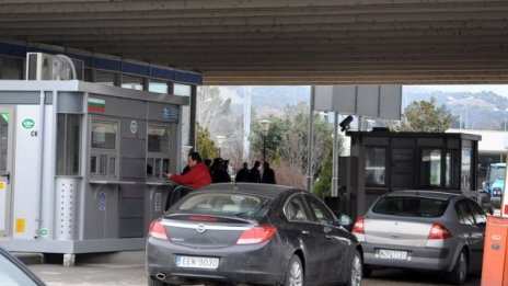 Над 56 000 души преминали границата ни с Гърция 