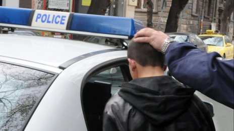 Арестуваха 24-годишен за изнасилване