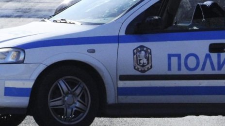 Прибраха в ареста шофьор, опитал да блъсне полицай 