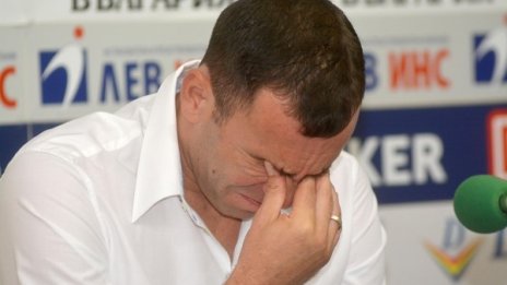 Със сълзи на очи Тодор Стойков се раздели с баскетбола