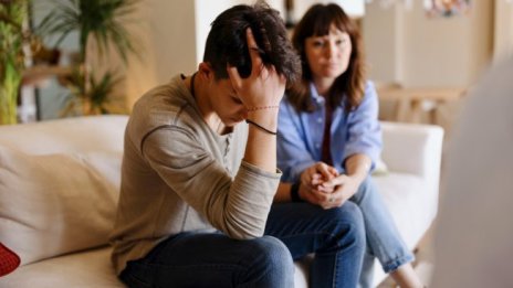 Когато детето е тийнейджър, а вие навлизате в менопауза &ndash; 5 стратегии за оцеляване