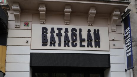 Десет години след атаките в Батаклан шокът и недоумението остават