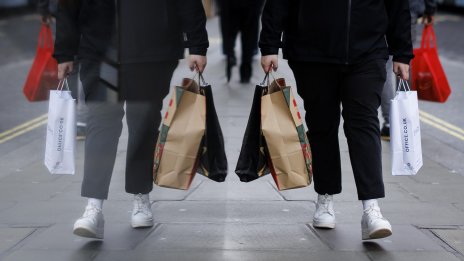 Защо богатите напускат Лондон?