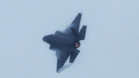 Южнокорейският изтребител-невидимка KF-21 постепенно изважда от употреба US двигателите