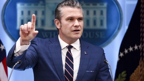 Фалшив християнин: Хегсет цитира библейски стих... оказа се от "Криминале" ВИДЕО