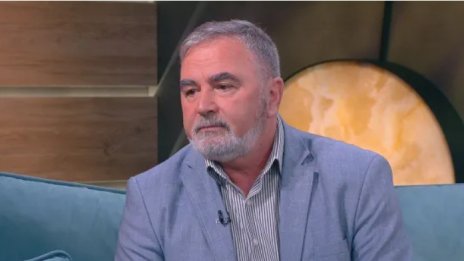 Доц. Кунчев: За 42 г. практика нямам случай на предадена менингококова инфекция от тежко болен на контактен