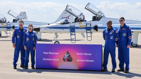Ракетата на НАСА полетя към Луната