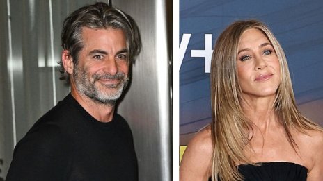 Дженифър Анистън използва готиния си приятел Джим Къртис за модел