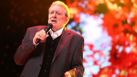 Почина поетът, композитор и певец Михаил Белчев