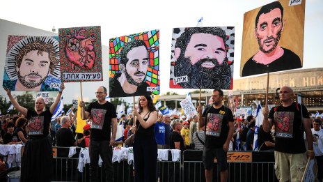 Хиляди излязоха на протест в Израел, настоявайки за освобождване на заложниците