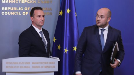 Жечо Станков: България е гарантирала горивата до края на годината