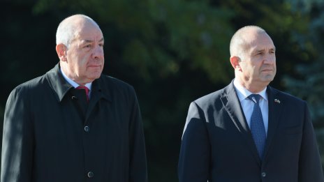 Радев призова Унгария да убеди Скопие в конституционните промени