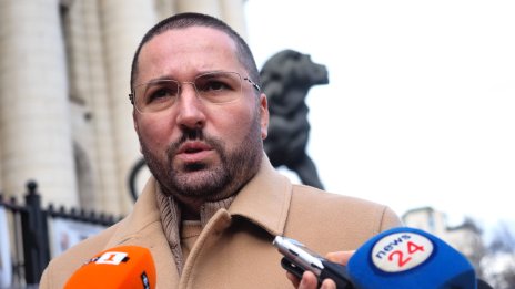 Николай Попов и "Сияние" влизат в политиката