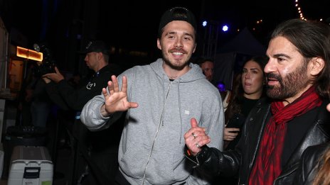 Бруклин Бекъм блокира цялото си семейство в социалните мрежи