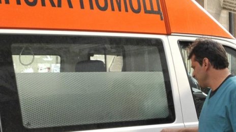 Пешеходец е ранен тежко при катастрофа в Кърджалийско