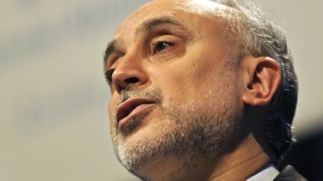 Управлението на АЕЦ "Бушехр" е под временния контрол на Иран