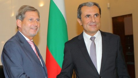 Може да вземем европари за бежанци, но за интеграцията им