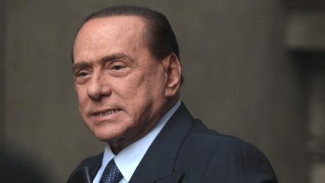 Берлускони замесен в нов скандал, свързан с президента на Италия