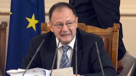 Гласуват вота на недоверие