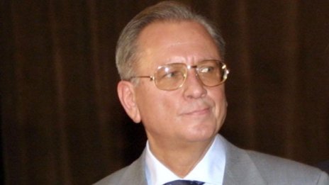 Много политици се страхуват да коментират Пеевски, рече Октай