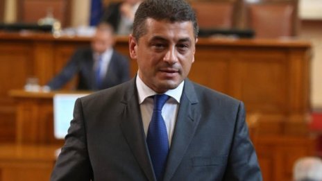 Не е редно половин милион годишно да отиват за охраната на Цветанов 
