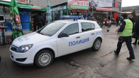 Трима чужденци и врачани се сбиха в София