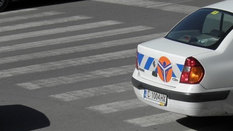 Камион помете жена на пешеходна пътека в Шумен 