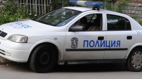 Гонка между неправоспособен и патрулка в Ихтиман