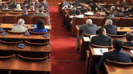 НС традиционно с извънредно заседание във вторник