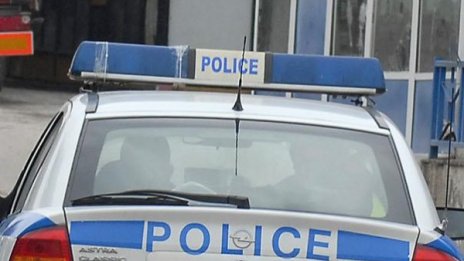 Уцелиха мъж в окото по време на лов 
