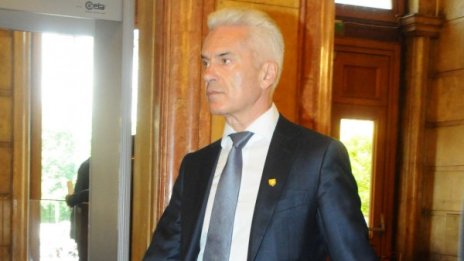 Трябва референдум за земята, настоява Сидеров
