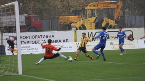 Ботев Пловдив унижи Черноморец на Херо