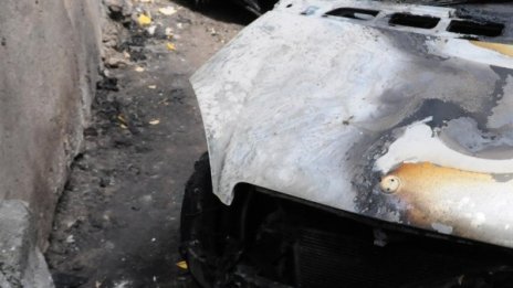 Три коли горяха във Враца