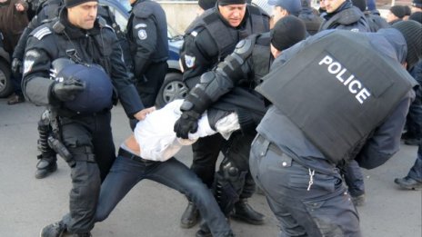 Законът за МВР не увеличавал правомощията на полицията
