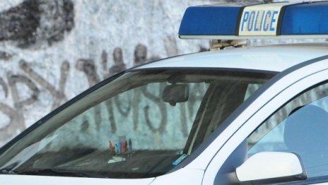 Микробус, издирван в Шенген, открит в Търговище