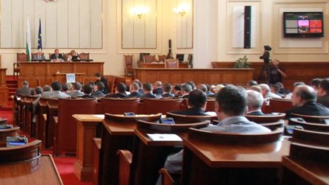 Депутатите отрязаха Станишев за ранното пенсиониране 