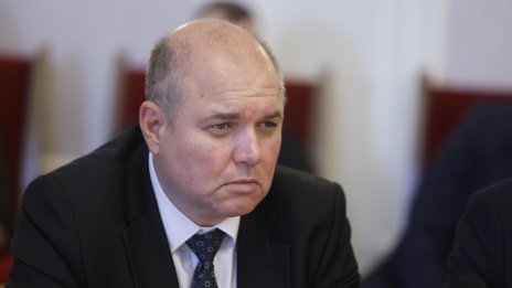 Владислав Панев: Дефицитът е проблем, но не катастрофа