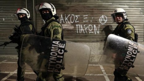 Арестуваха грък за сексуално малтретиране над две сестри от България