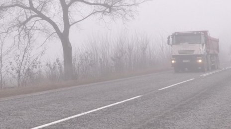 Двама шофьори са пострадали при верижна катастрофа в Шуменско