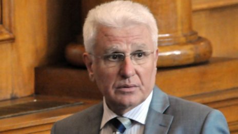 Полицаи търсят Бисеров със снимка