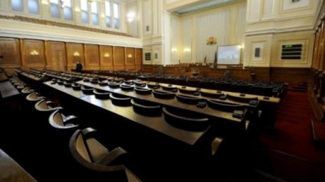 Равенство между БСП и ГЕРБ, реформаторите и Бареков в НС 