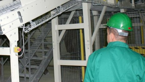 Бизнес климатът през декември се влошава