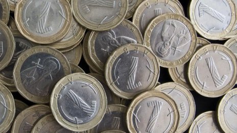 НС дава 63 ваучера за децата на Българската армия