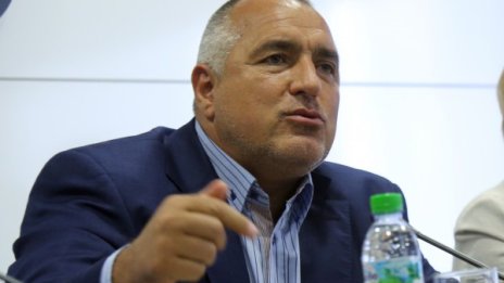 Местан отново словоблудства, възмути се Борисов
