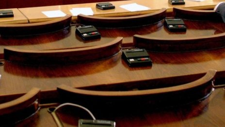 Още трима от ГЕРБ може да станат независими и да крепят кворума