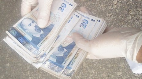 Жена даде 1500 лв. на "ало" измамник във Врачанско