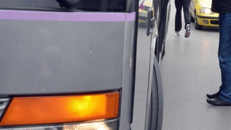 Касовите апарати в автобусите с 6 месеца отсрочка